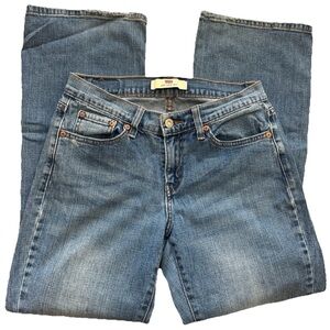 Levi’s 529 Curvy Boot Jeans 8 Short | Medium Wash Bootcut